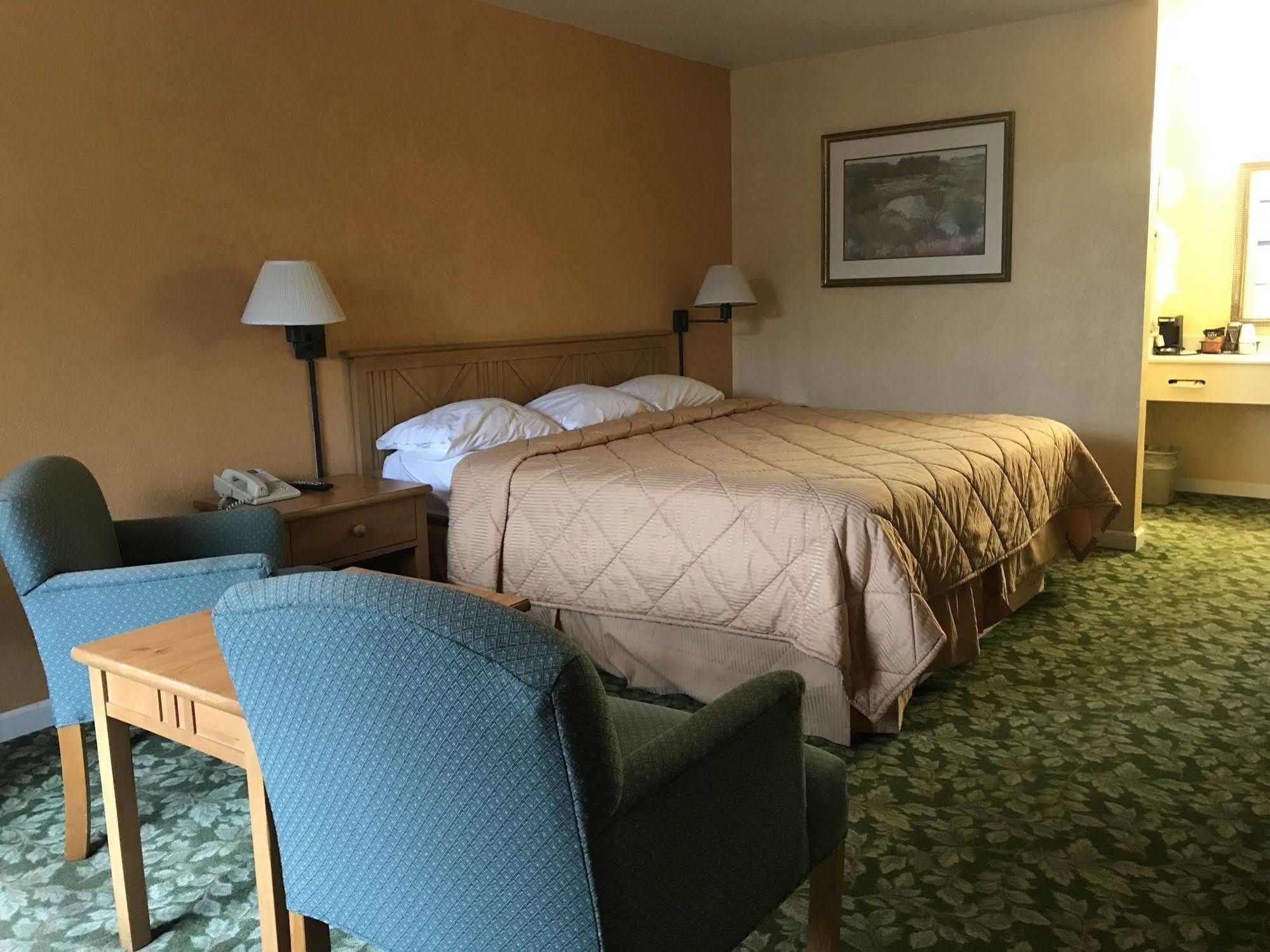 Seven Hills Suites I-10 Tallahassee Extérieur photo